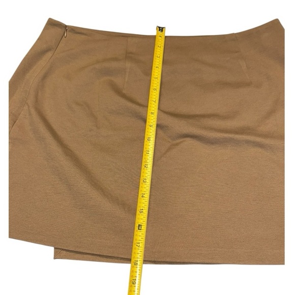 SCOOP Classic Tan Women's Skirt Size XL - Picture 7 of 7